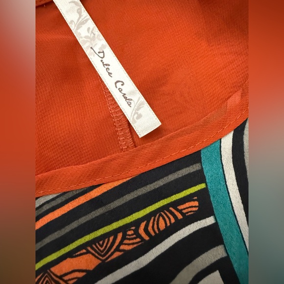 Vibrant Colorful Patterned Women's Blouse - Picture 2 of 4